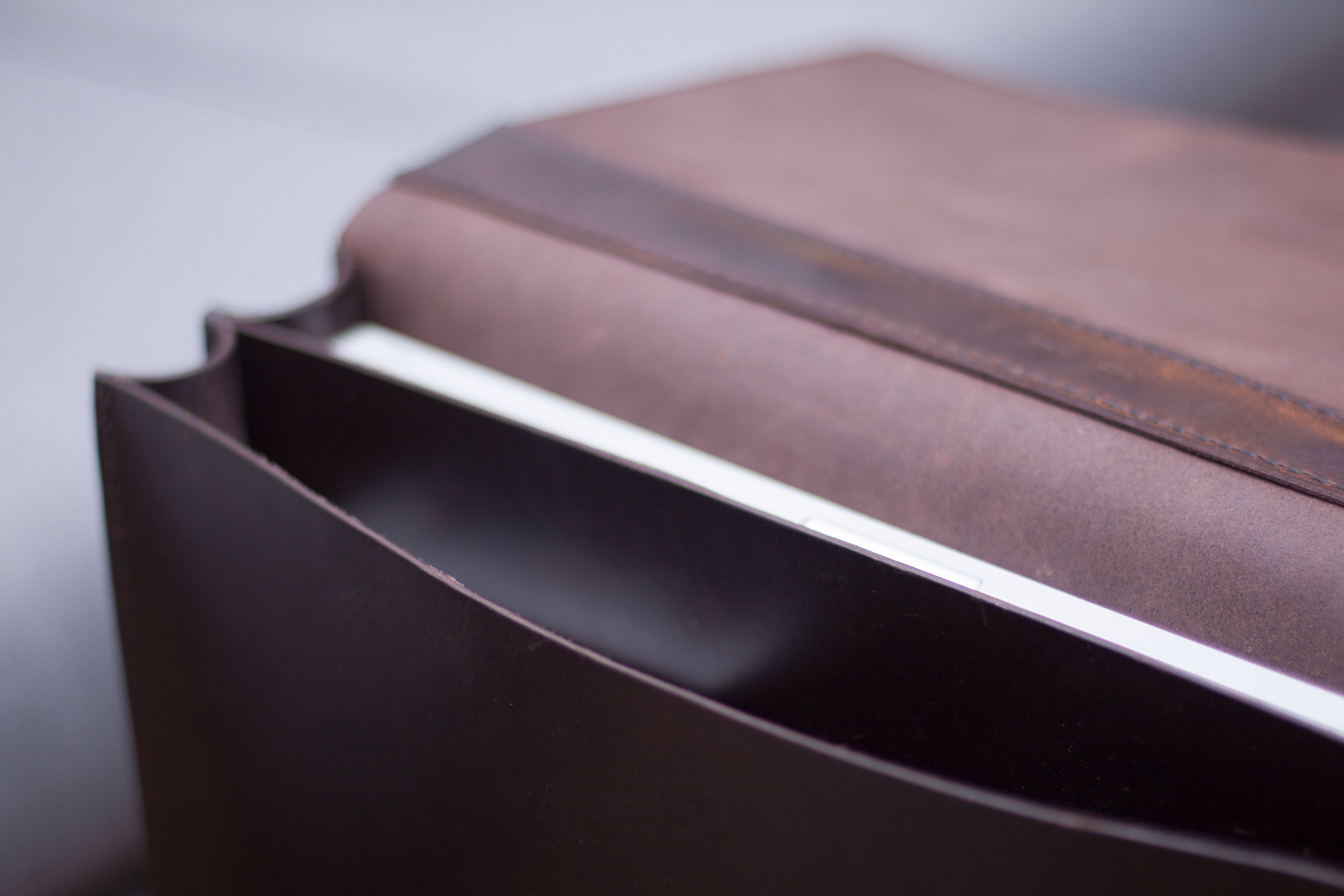 A. Hoem leather case